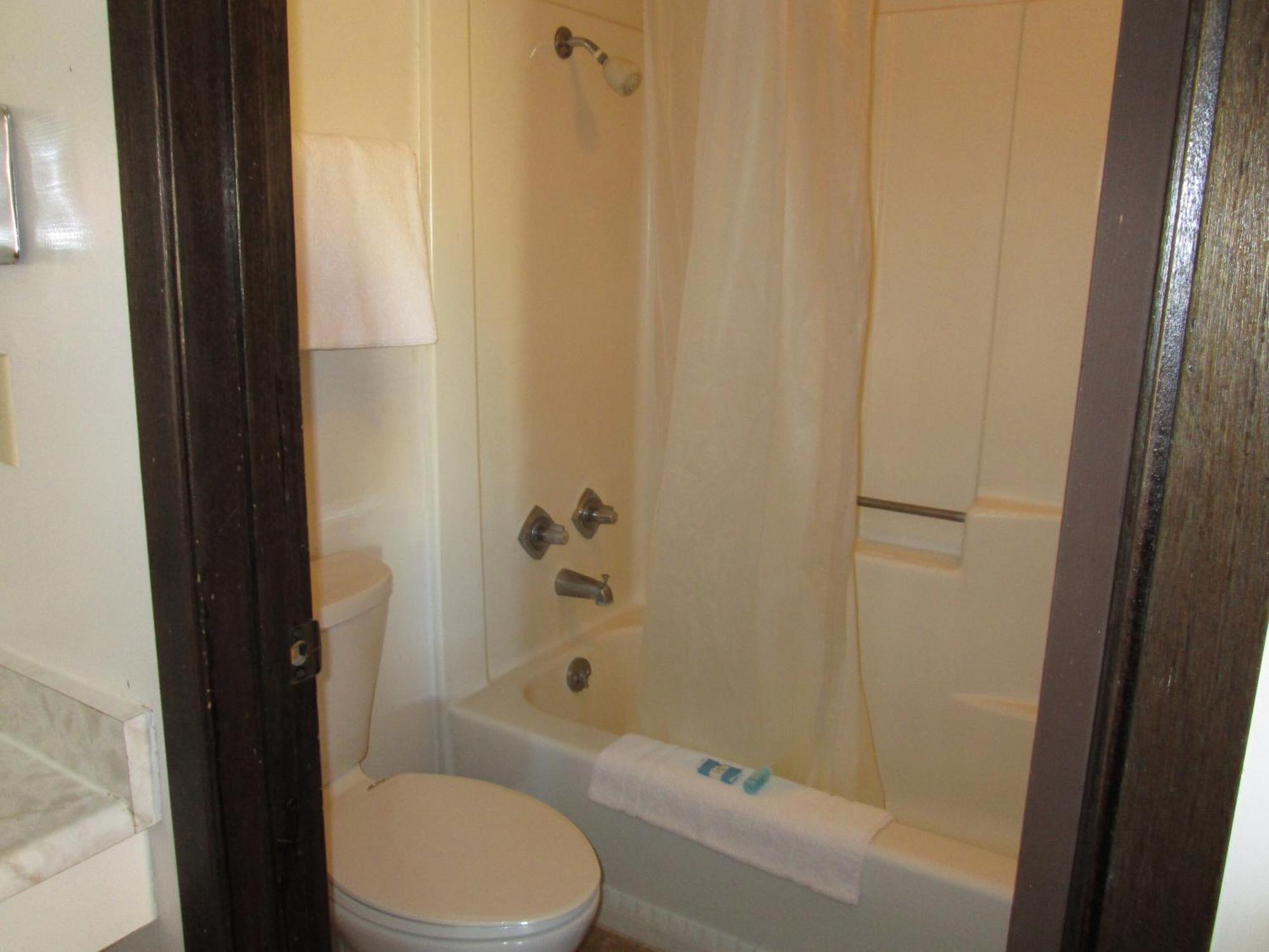 Jim Butler Inn & Suites Tonopah Habitación foto